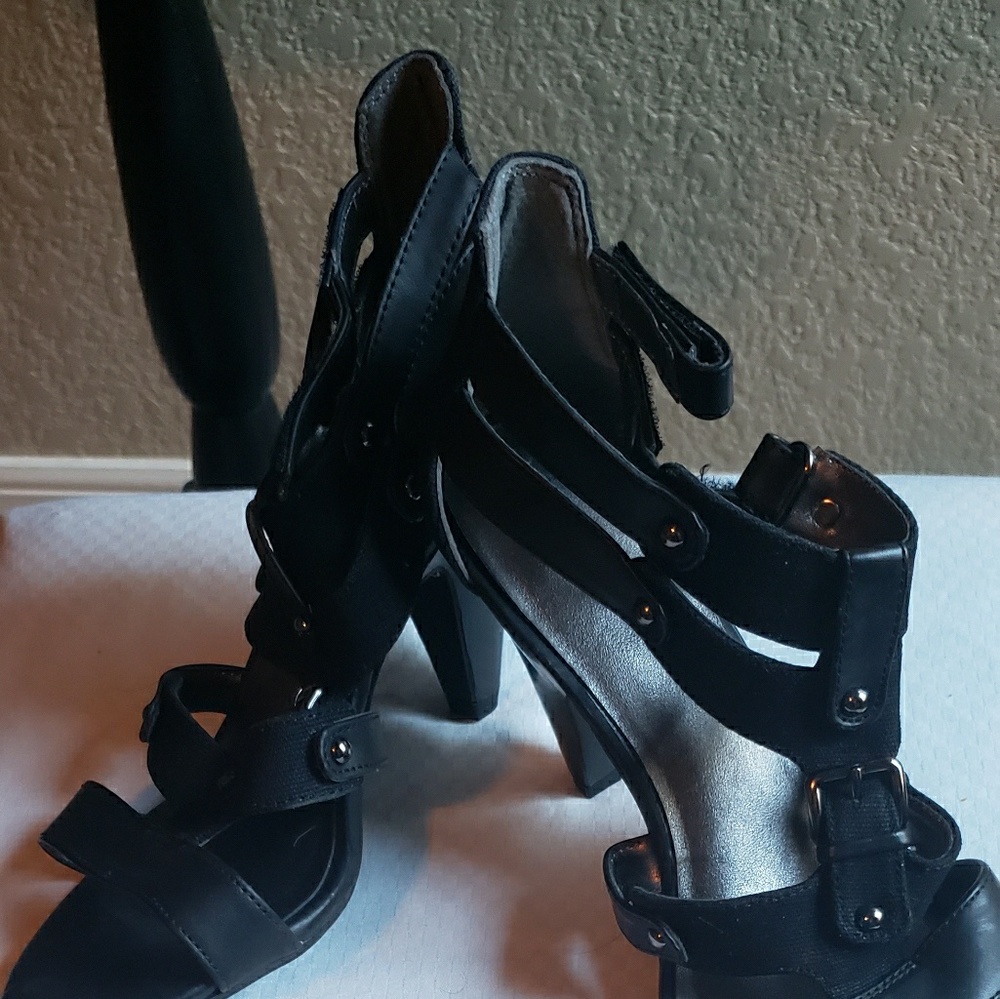 Black sandals